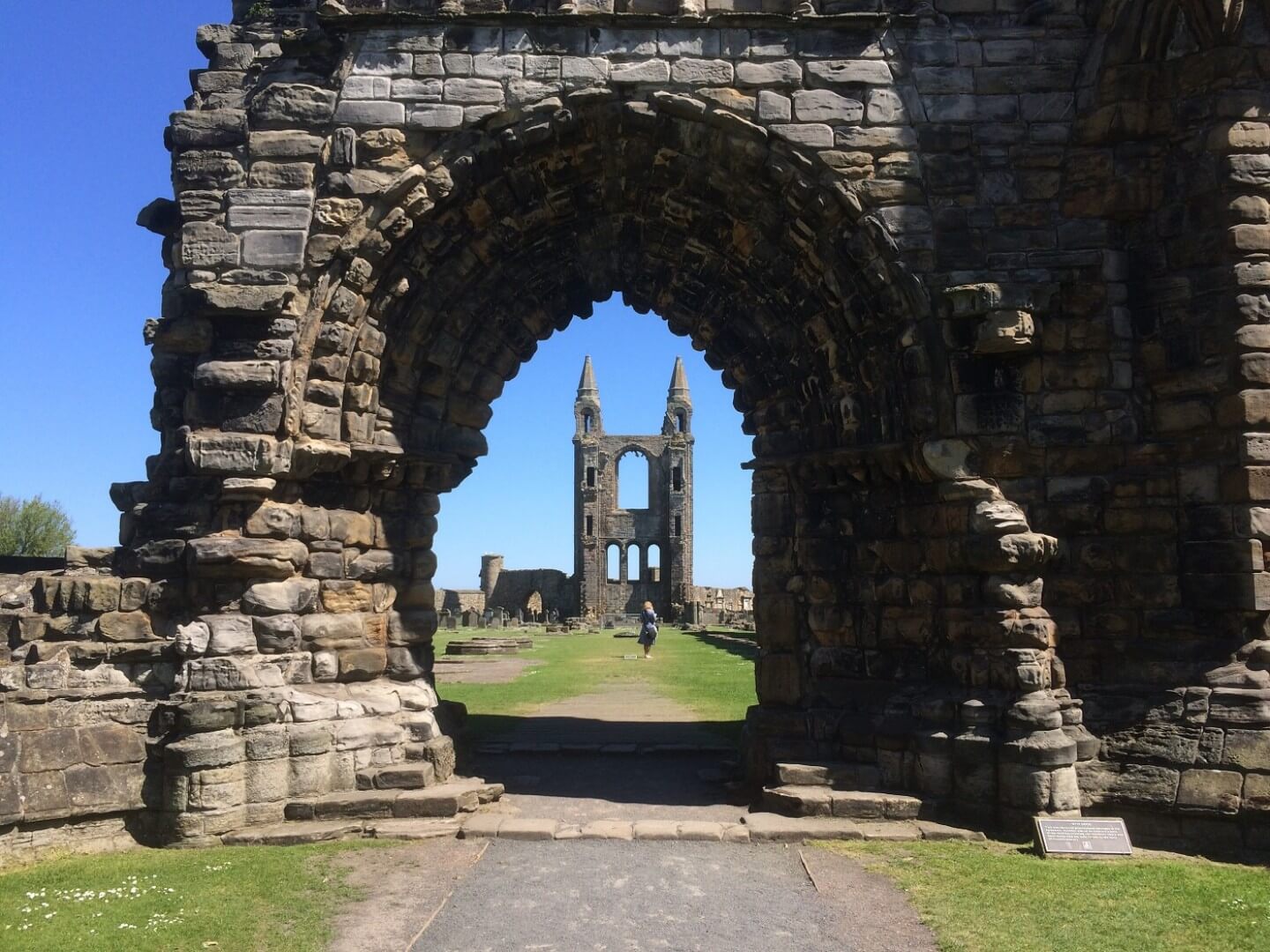 Circle Scotland Journey by Rail Edinburgh to Glasgow with SkyeImage